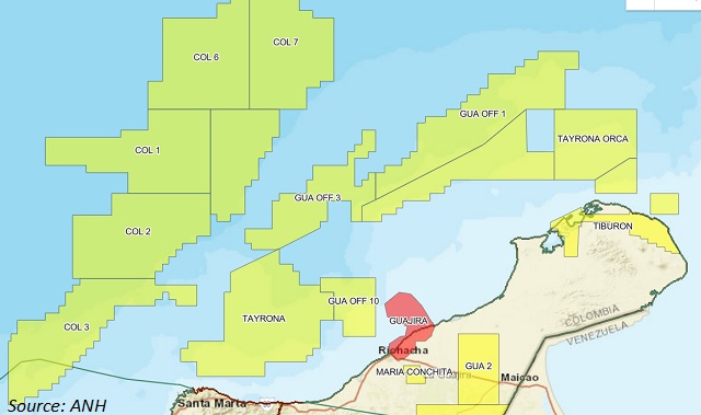 Offshore gas reserves attract major oil players