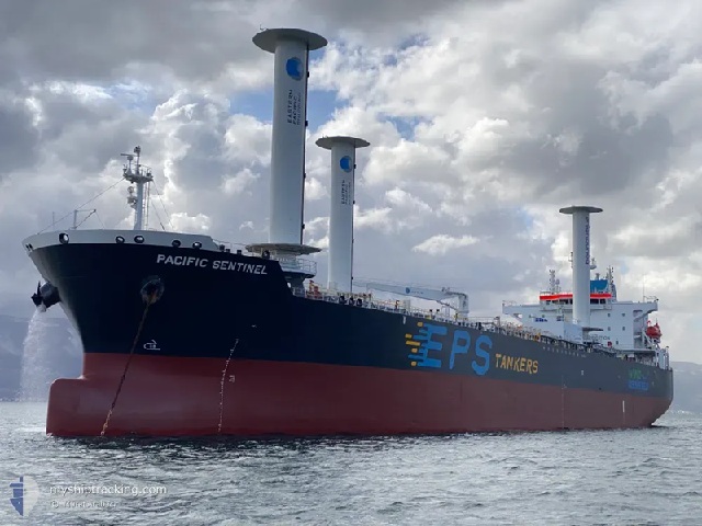 How politically correct! ECP uses wind power to transport naphtha